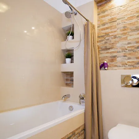 Old Town Luxury By Amstra Krakow